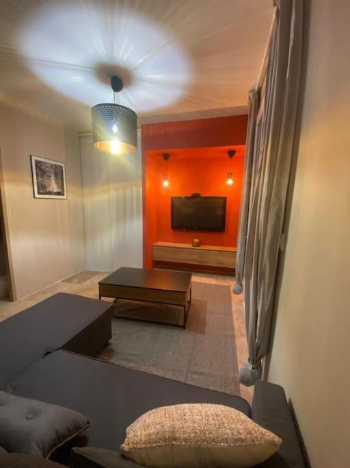 شقة Loft Pied De Coline Au Calme Ginasservis المظهر الخارجي الصورة