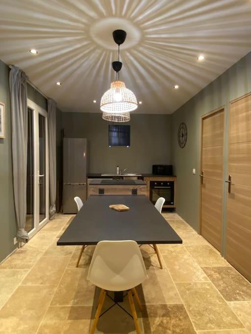 شقة Loft Pied De Coline Au Calme Ginasservis المظهر الخارجي الصورة