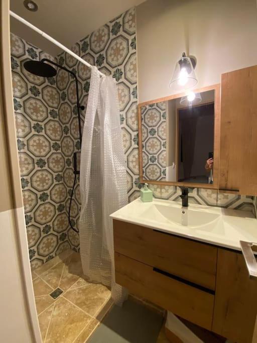 شقة Loft Pied De Coline Au Calme Ginasservis المظهر الخارجي الصورة