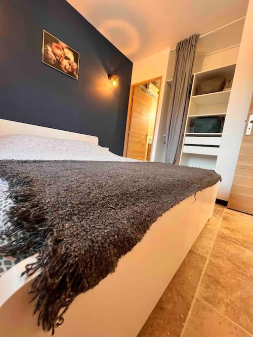 شقة Loft Pied De Coline Au Calme Ginasservis المظهر الخارجي الصورة